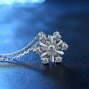 925 Silver Snowflake Zircon Pendant Necklace Clavicle Chain Women Jewelry Xmas